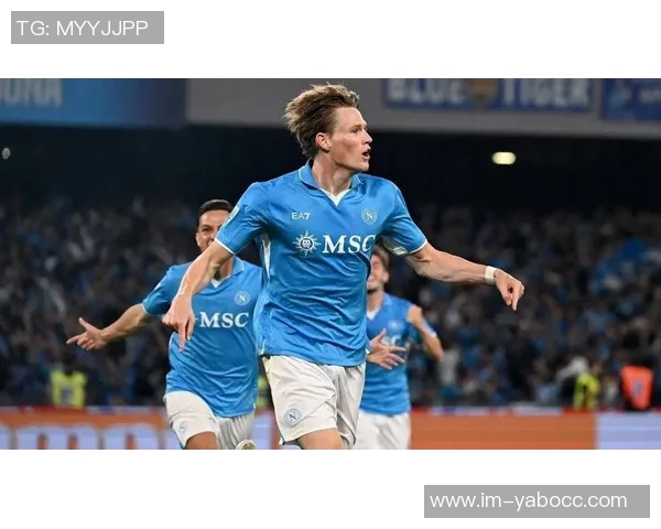 年度最佳中前卫候选名单揭晓麦克托米奈内维斯佩德里赖斯争夺荣誉