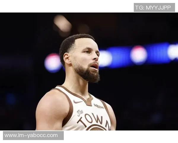 库里关注抗议活动呼吁倾听民众心声在严寒中坚持三小时 库里关注抗议活动呼吁倾听民众心声在严寒中坚持三小时