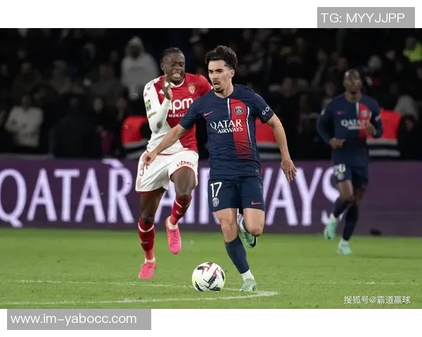 法甲精彩对决摩纳哥争胜巴黎轻取里尔展现实力