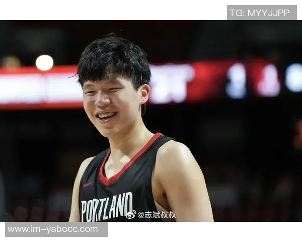 拓媒期待杨瀚森在5连客中每场稳定出战15分钟助力个人成长与球队表现